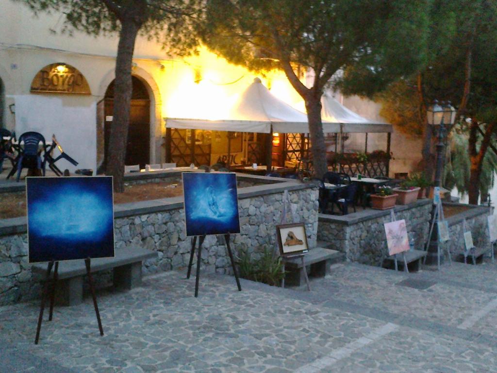 Bed and Breakfast L'Antico Borgo Milazzo Exterior foto